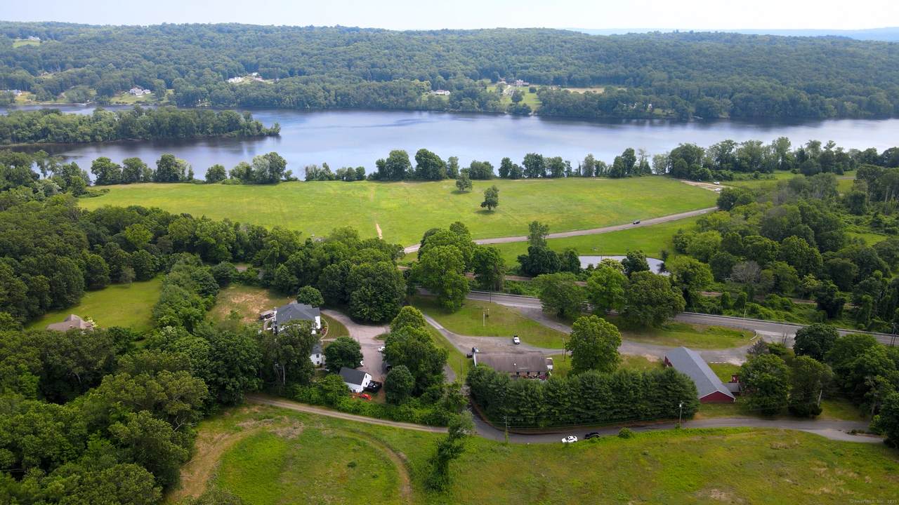 25 Island Dock Road - Photo 1