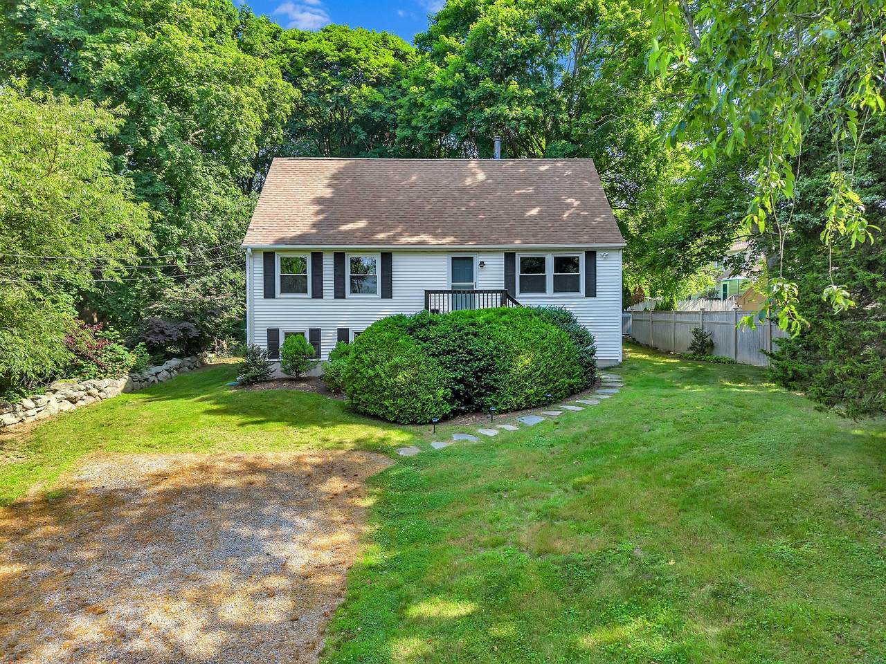 130 Irving Street - Photo 1