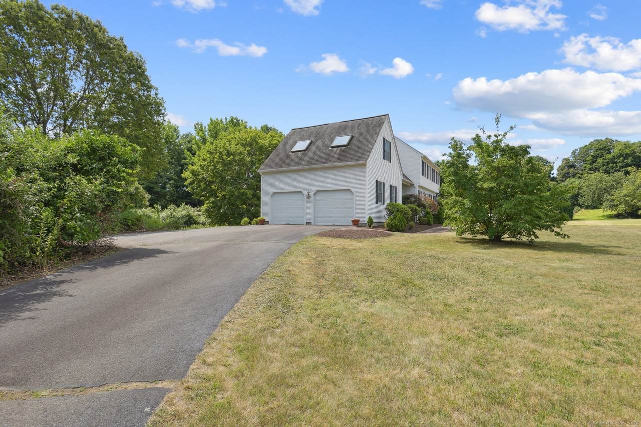 72 Kelsey Springs Drive - Photo 1