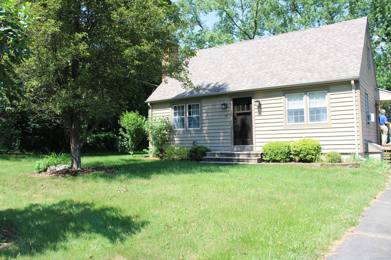 28 Knollwood Road - Photo 1