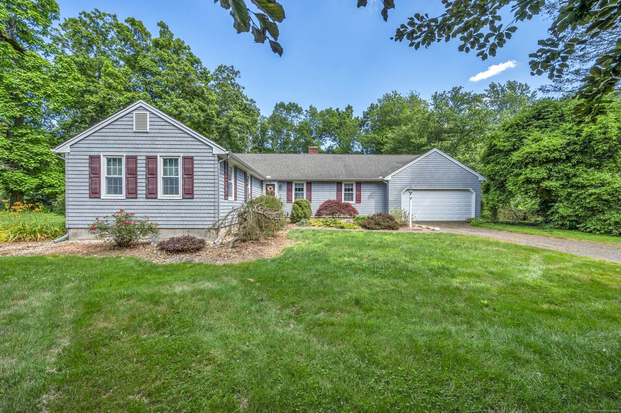 210 Thorpe Avenue - Photo 1