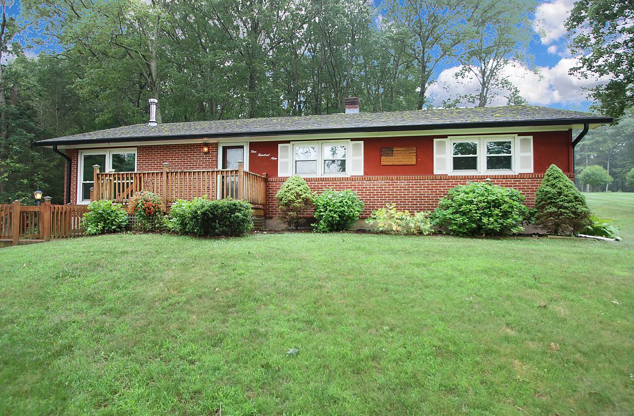 109 Pinnacle Road - Photo 1