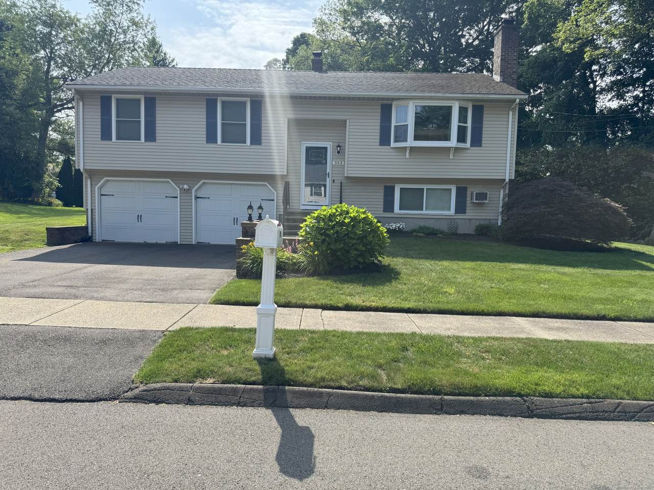352 Knob Hill Drive - Photo 1