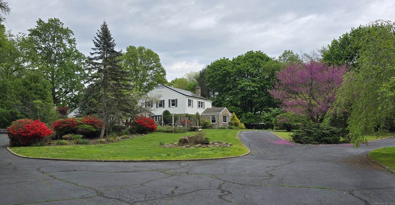 28 Fox Run Road - Photo 1