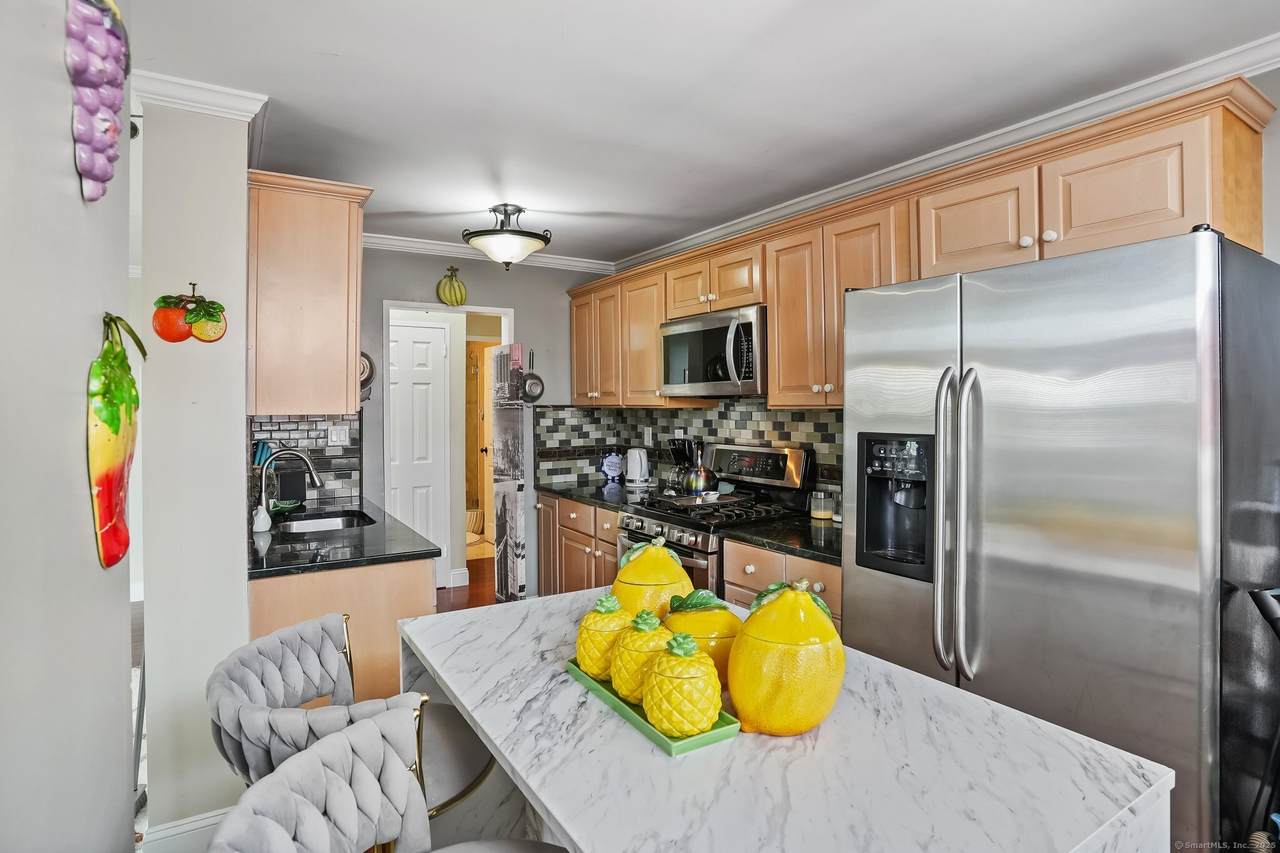 2370 North Avenue - Photo 1