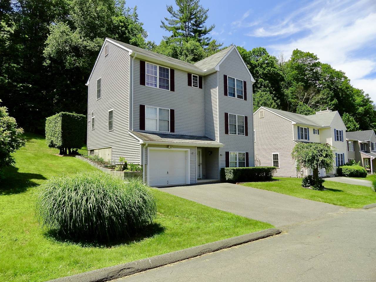 17 Ridge View Terrace - Photo 1