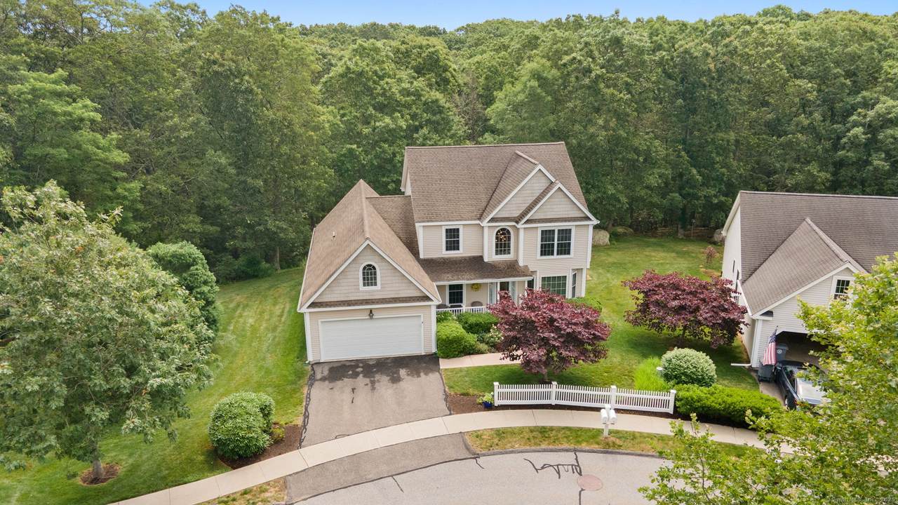 2 Spinnaker Drive - Photo 1