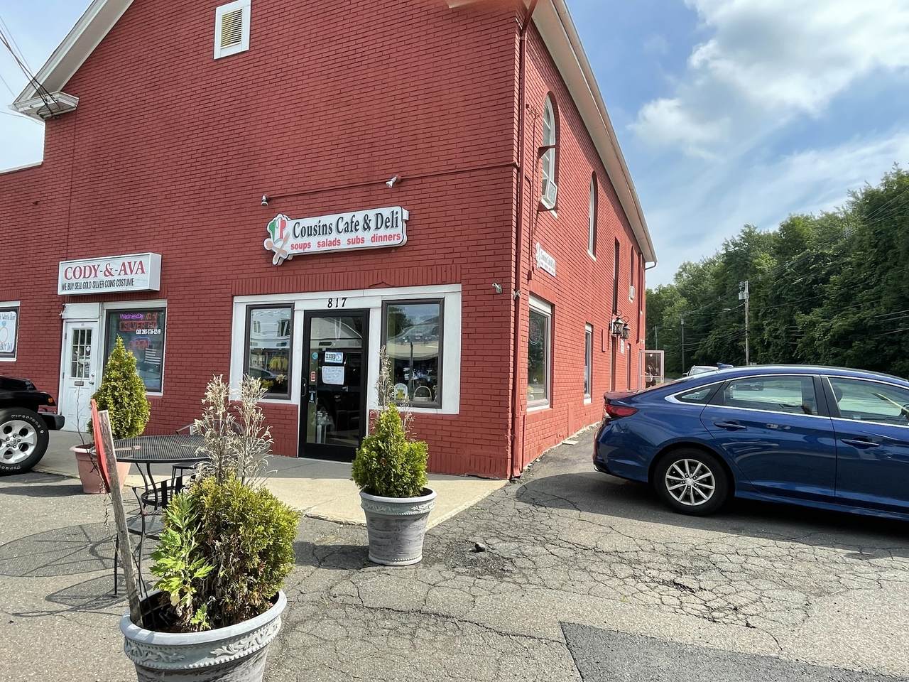 817 Center Street - Photo 1