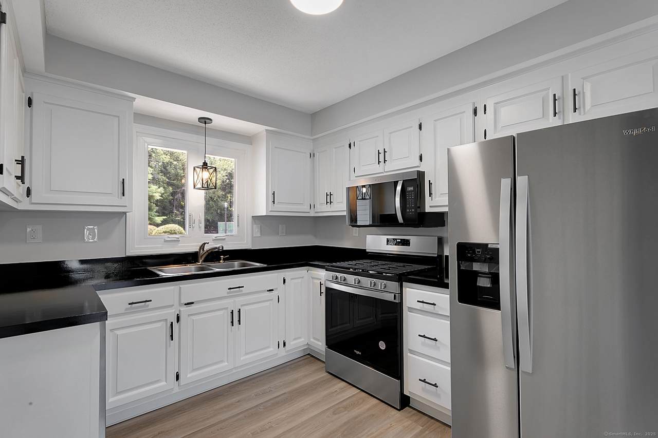 12 Daniel Drive - Photo 1