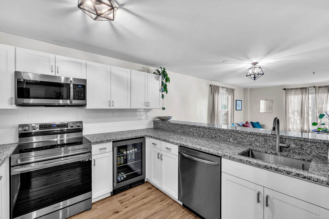 49 Rose Street - Photo 1