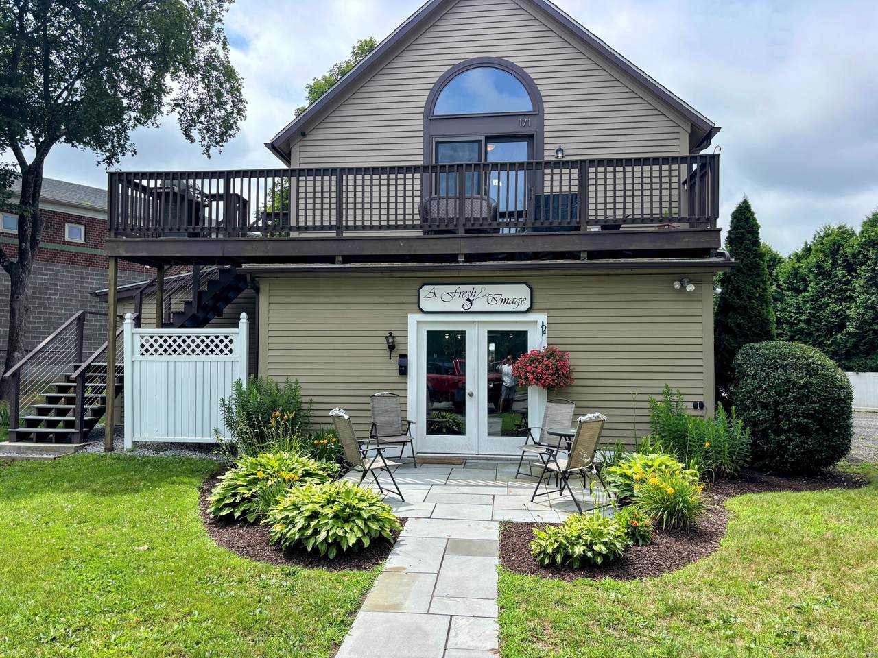 171 Main Street - Photo 1