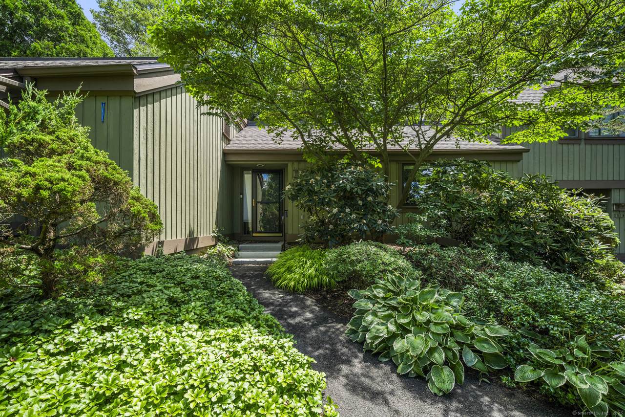 737 Heritage Village - Photo 1