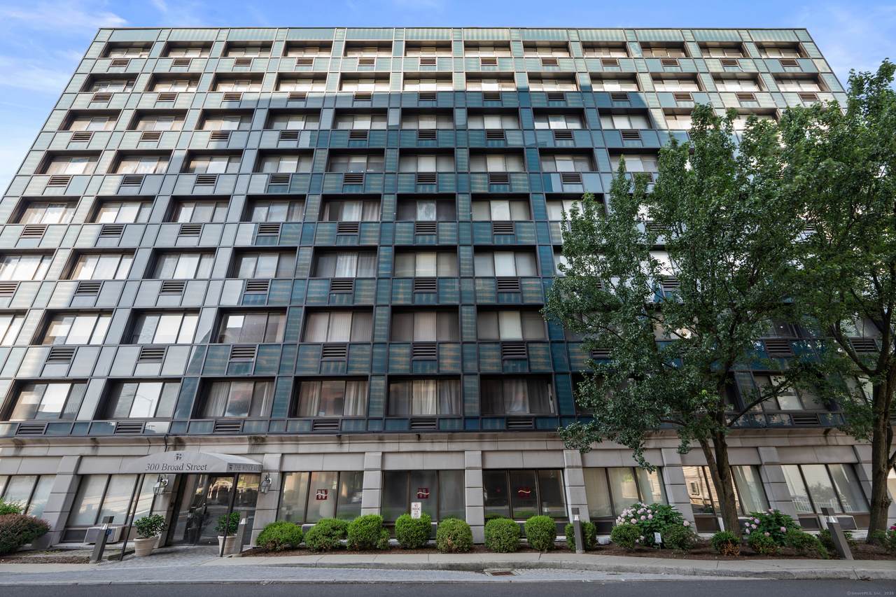 300 Broad Street - Photo 1