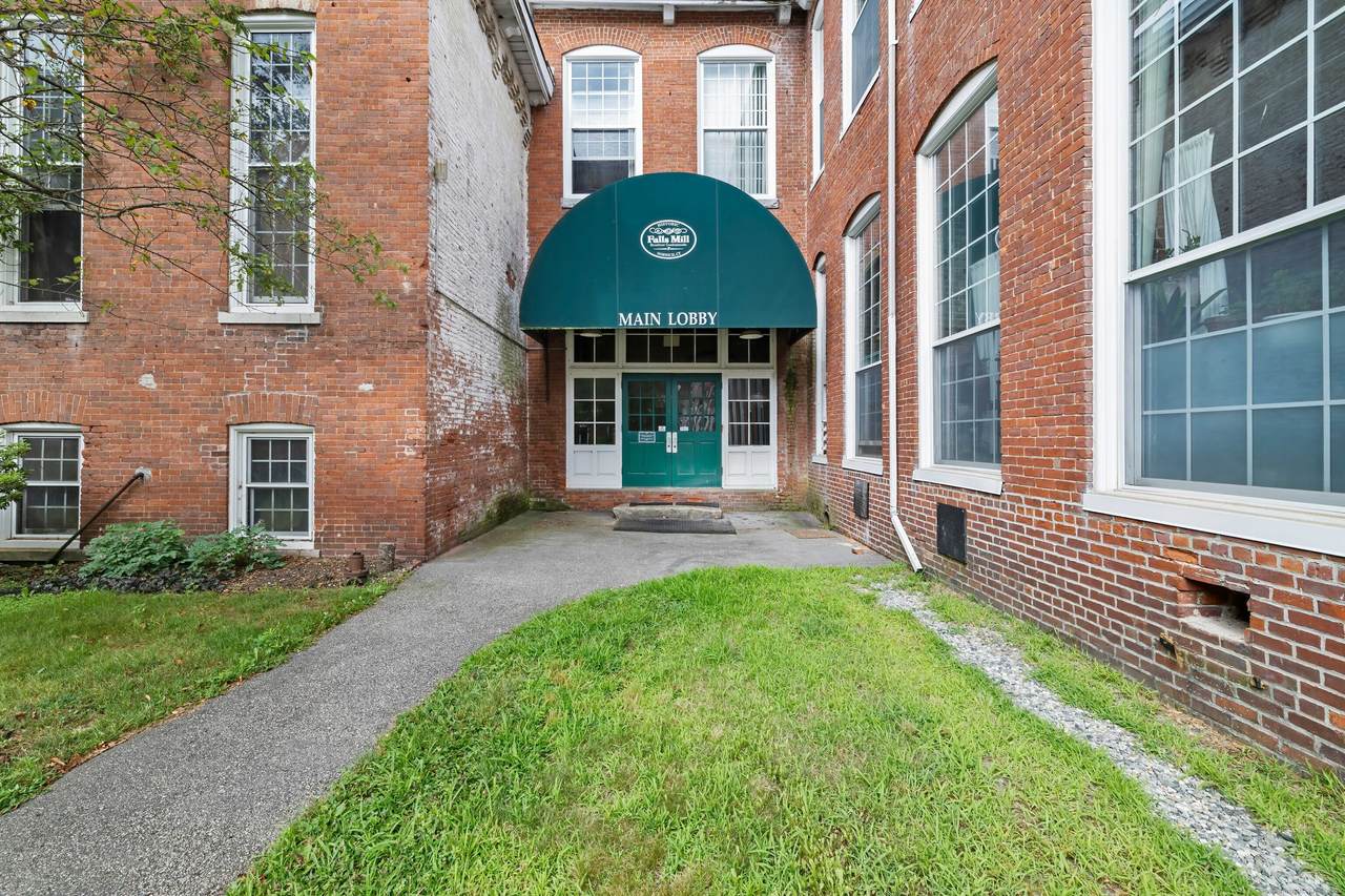 150 Yantic Street - Photo 1