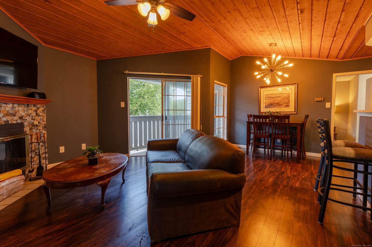 41 Crown Knoll Court - Photo 1