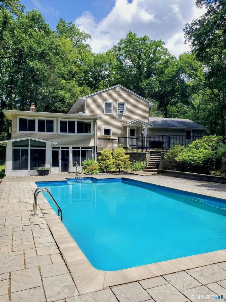 137 Guinea Road - Photo 1