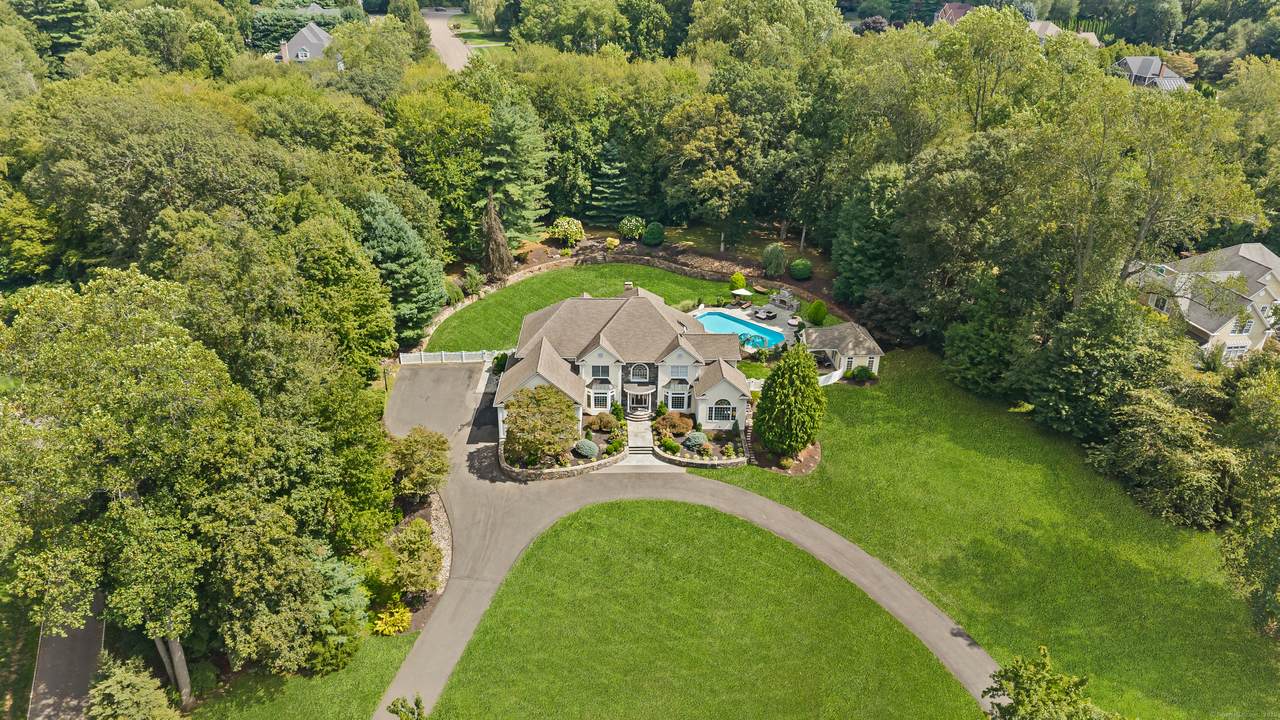 32 Hidden Pond Lane - Photo 1