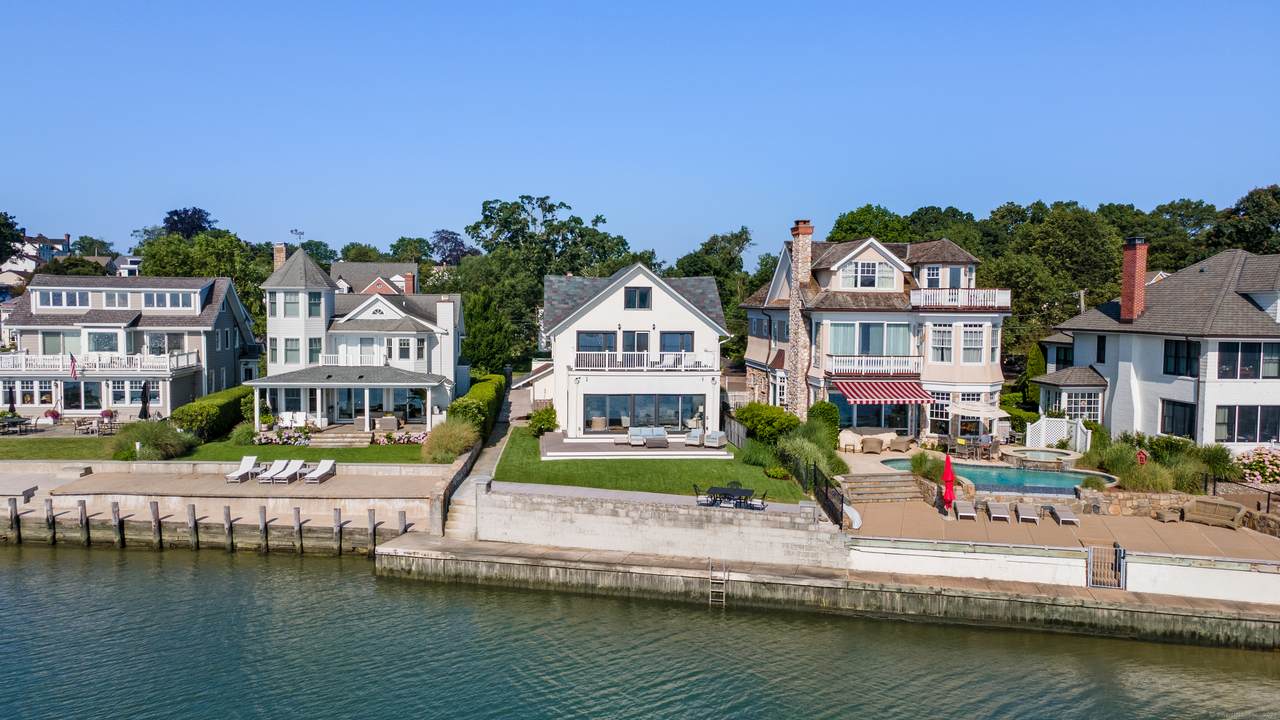 22 Ocean Drive - Photo 1