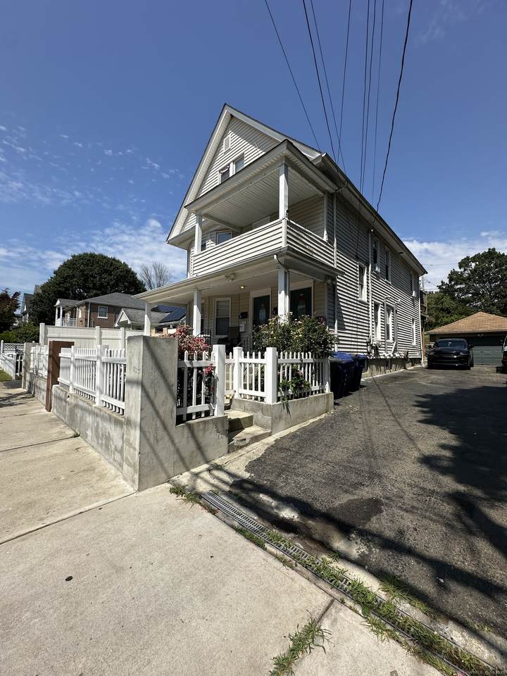 16 Charron Street - Photo 1