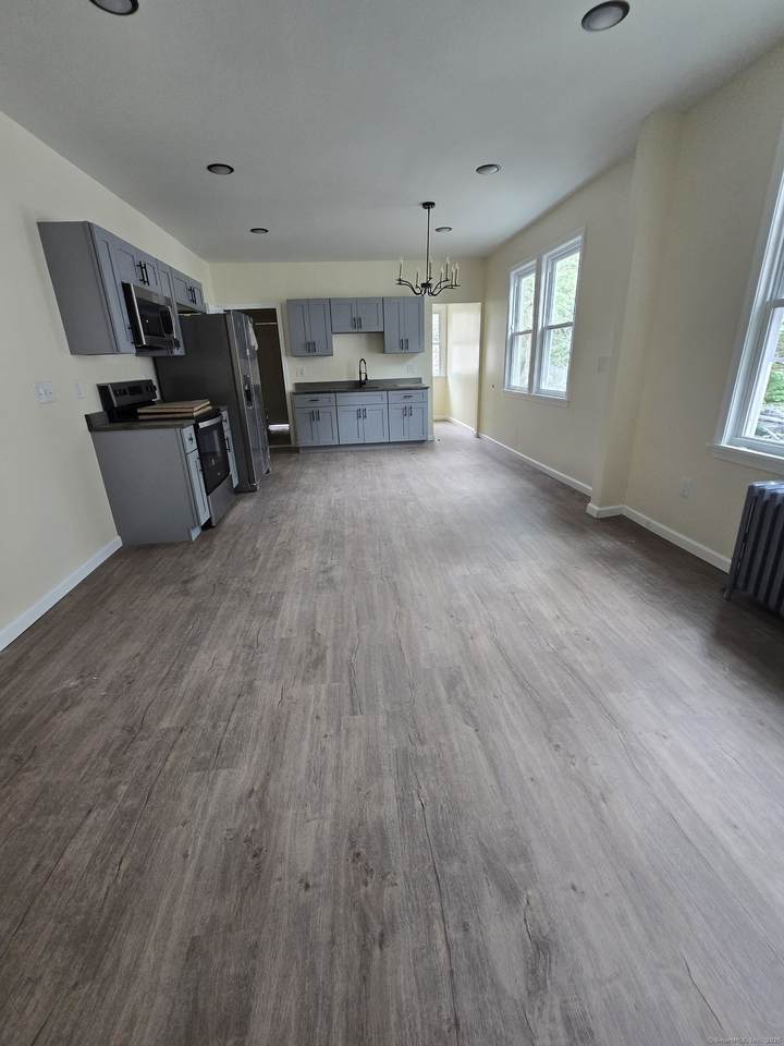 99 Love Lane - Photo 1