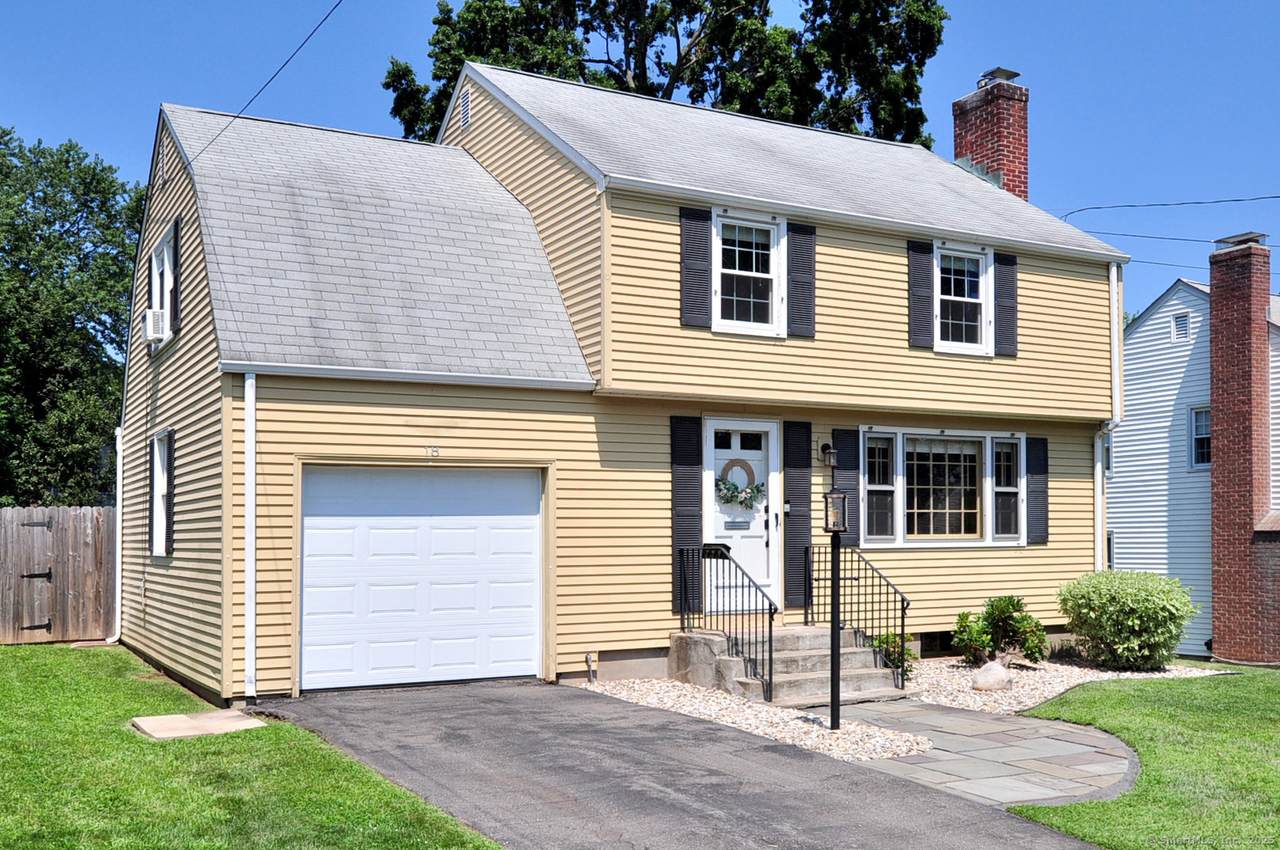 18 Greystone Road - Photo 1
