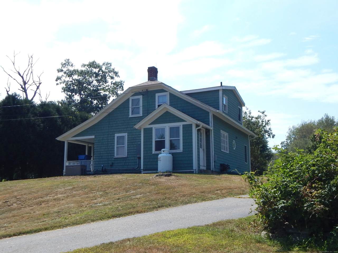 614 Hartford Road - Photo 1
