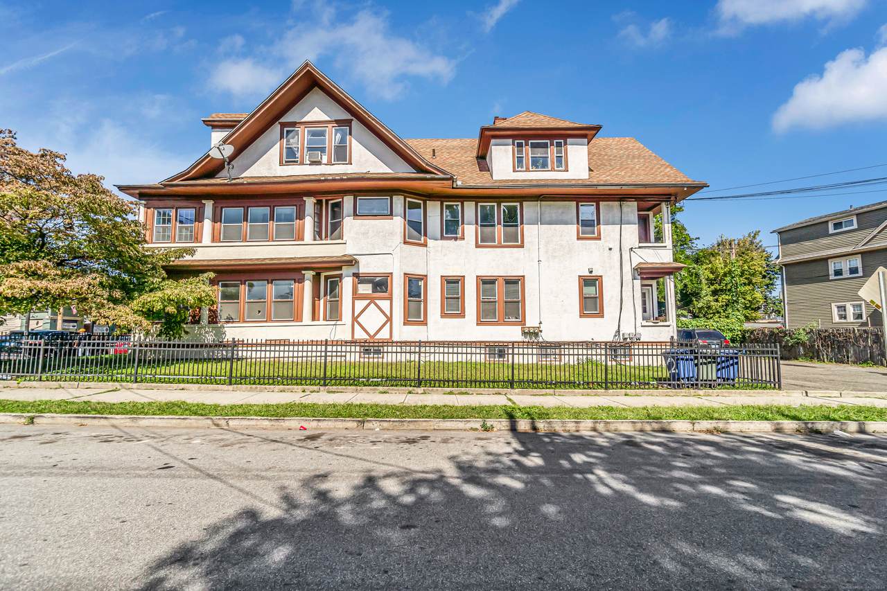 2679 Fairfield Avenue - Photo 1