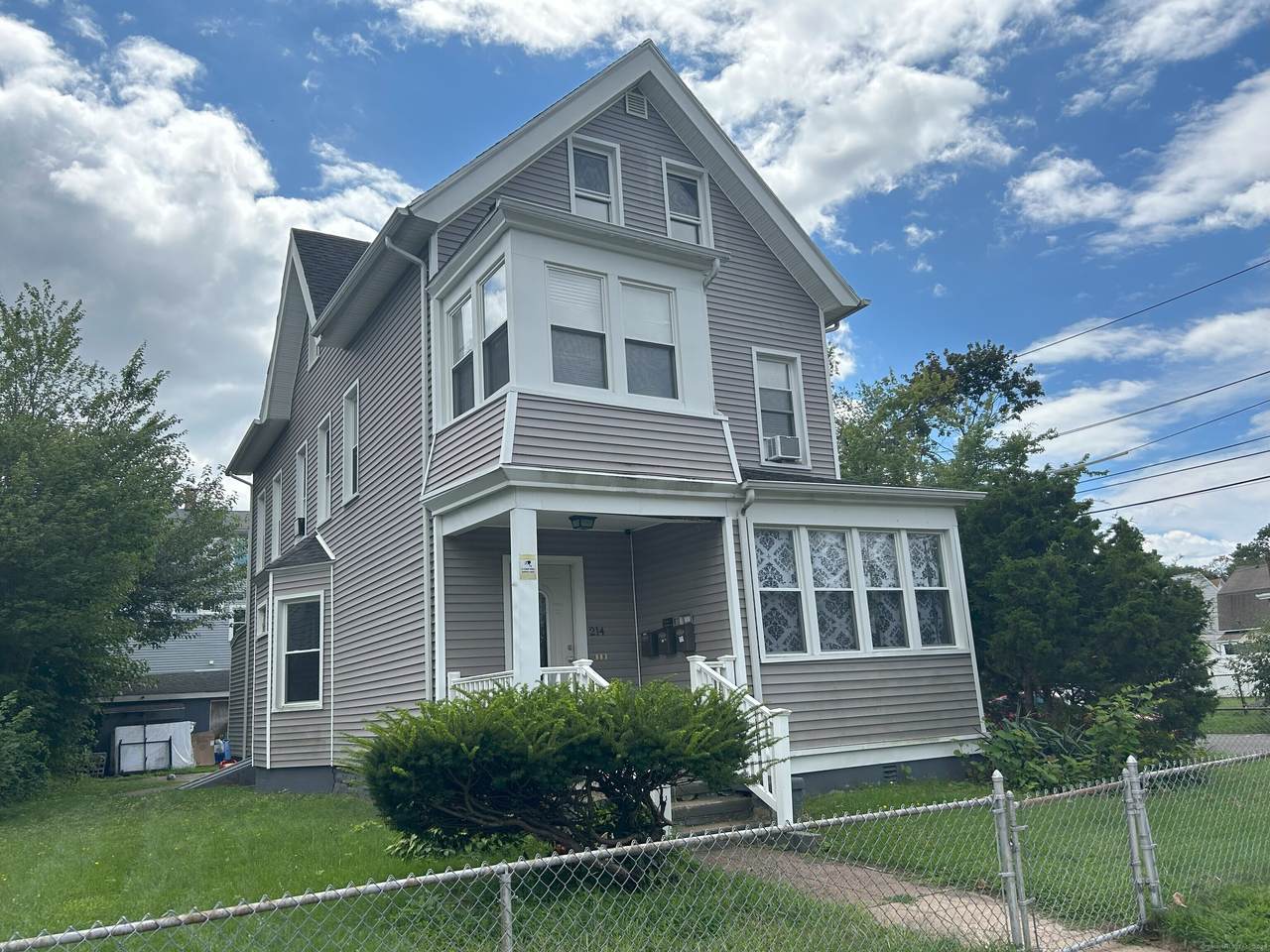 214 Blohm Street - Photo 1