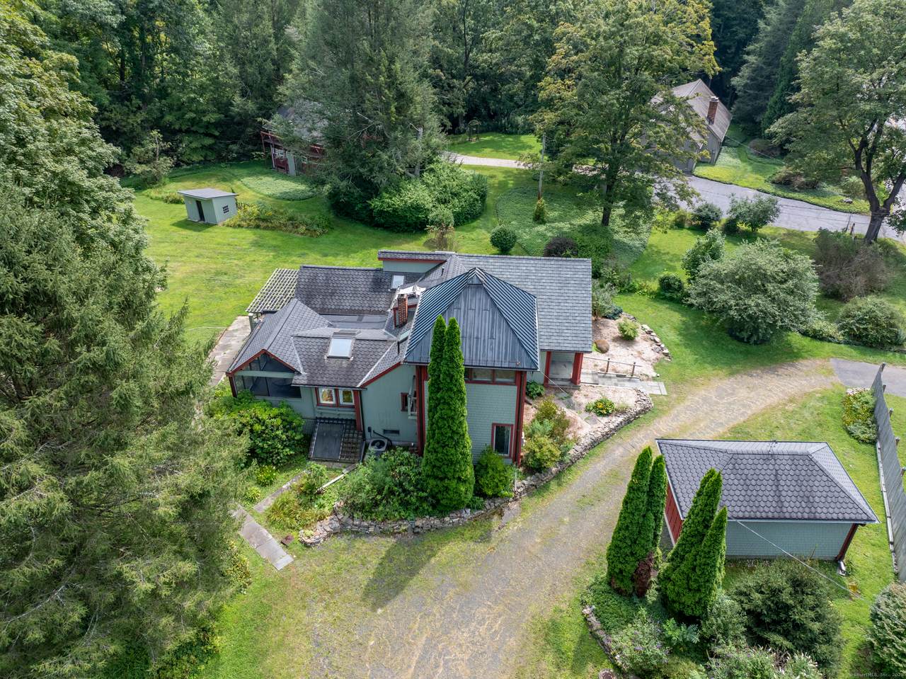 326 Litchfield Road - Photo 1