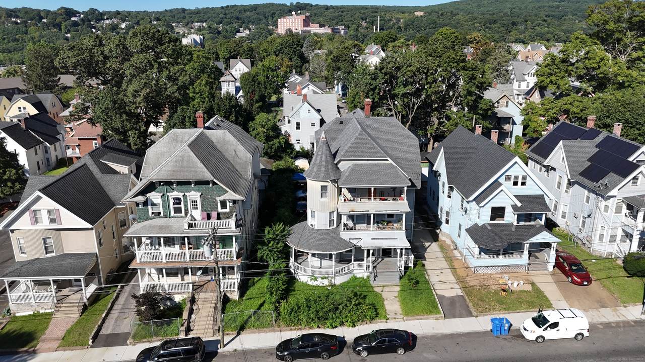 133 Willow Street - Photo 1