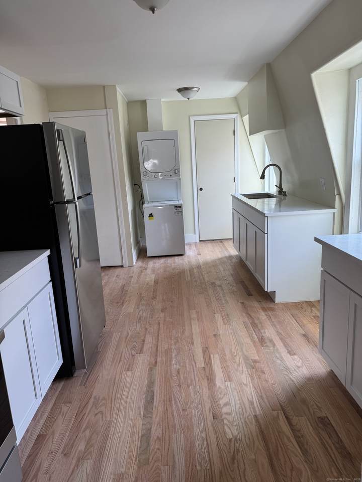 52 Pearl Street - Photo 1