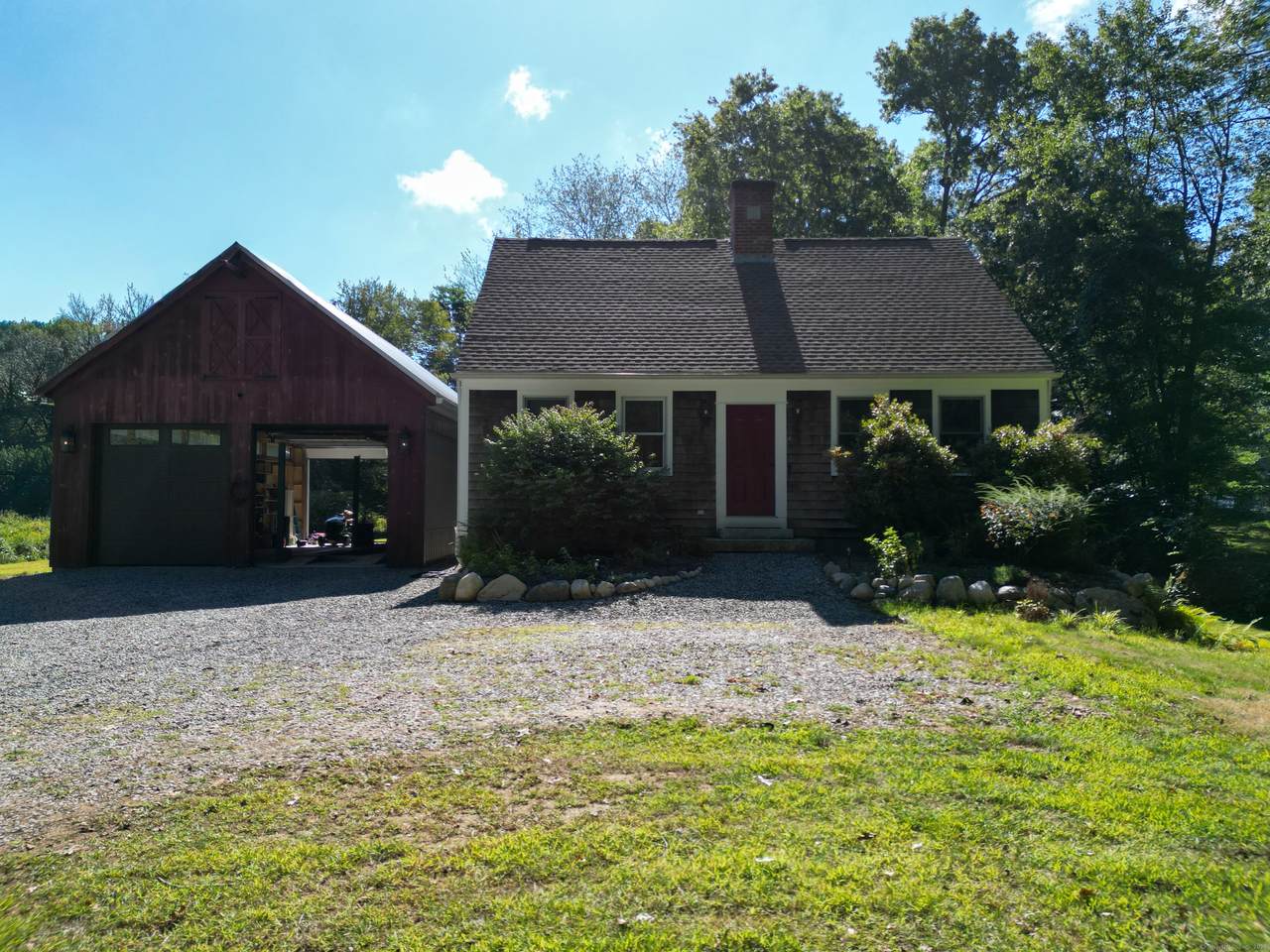 8 Tanglewood Drive - Photo 1