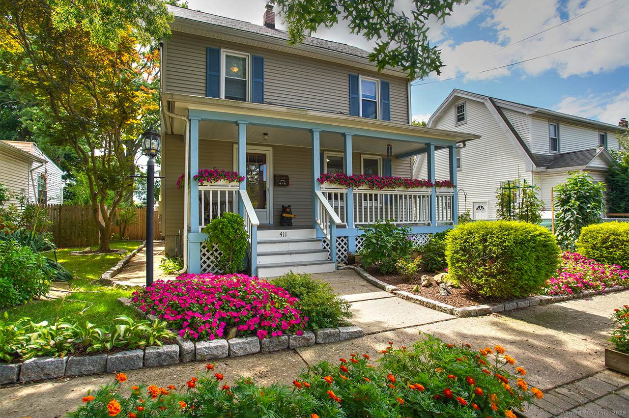 411 Windsor Avenue - Photo 1