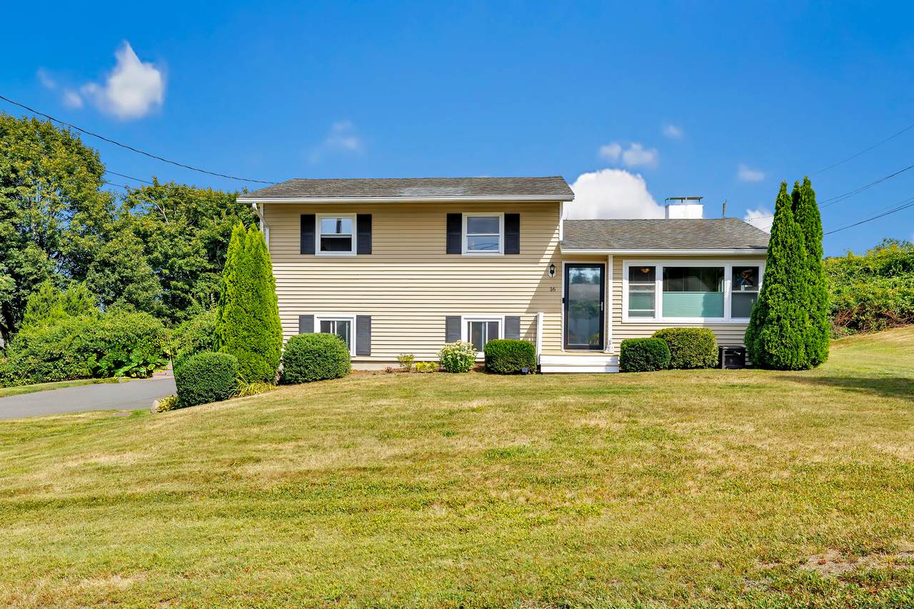 16 Pleasant View Road - Photo 1