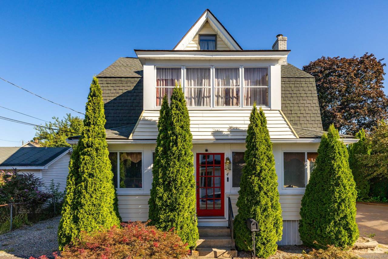 4 Cook Avenue - Photo 1
