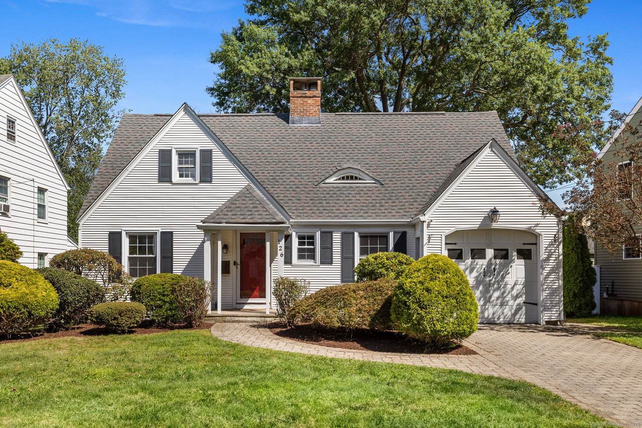 126 Robin Road - Photo 1