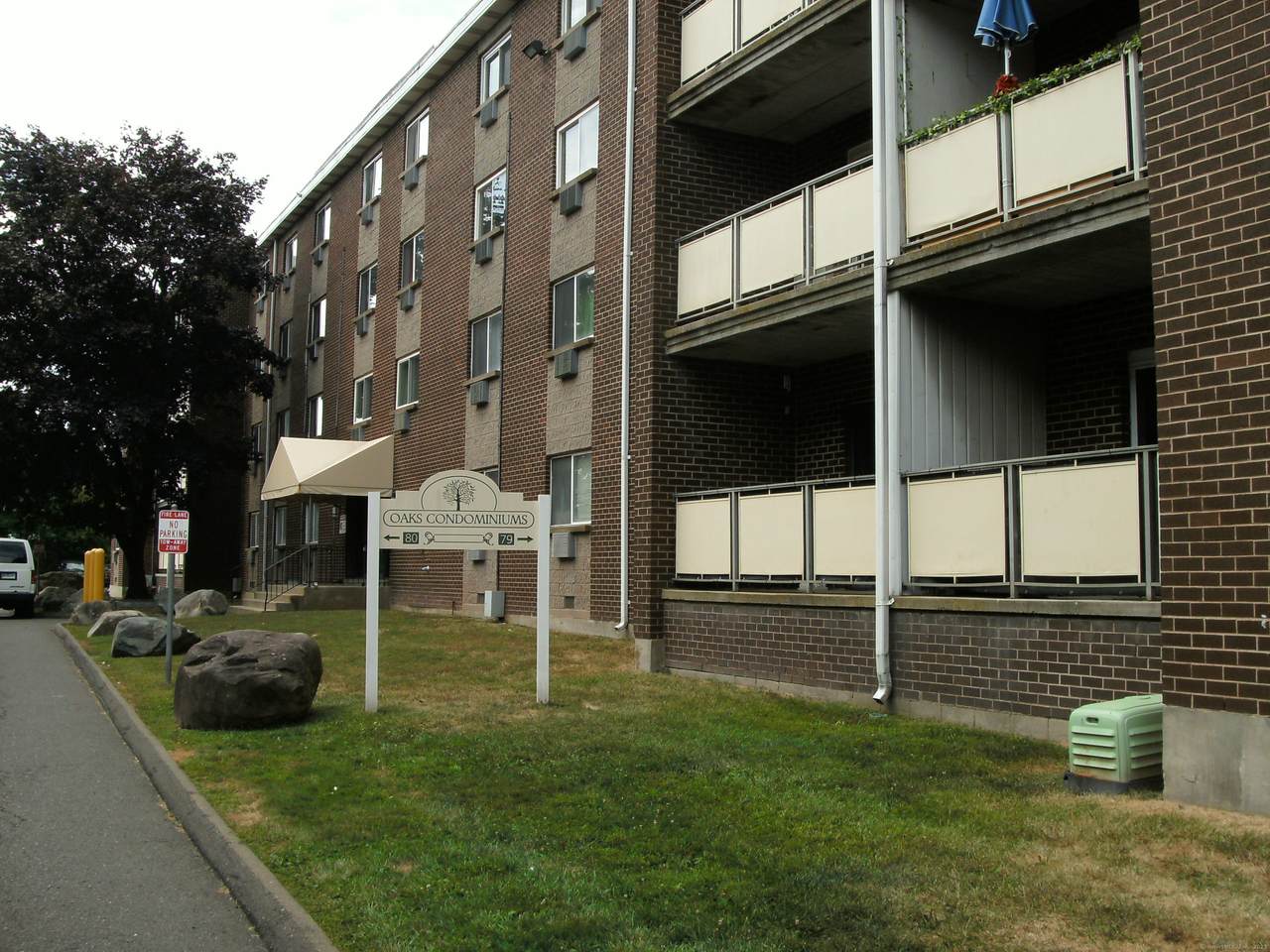 79 Claudia Drive - Photo 1