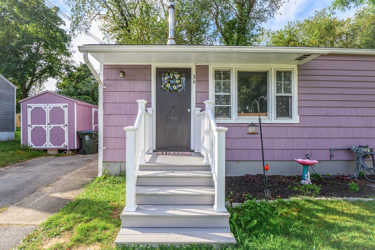 34 Great Plain Road - Photo 1