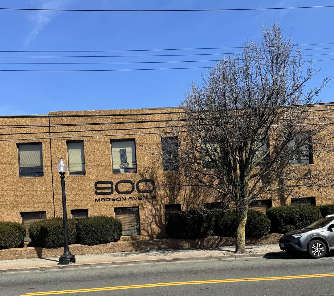 900 Madison Avenue - Photo 1