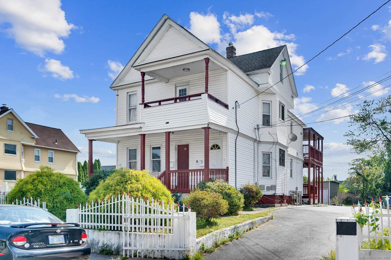 16 Willard Street - Photo 1