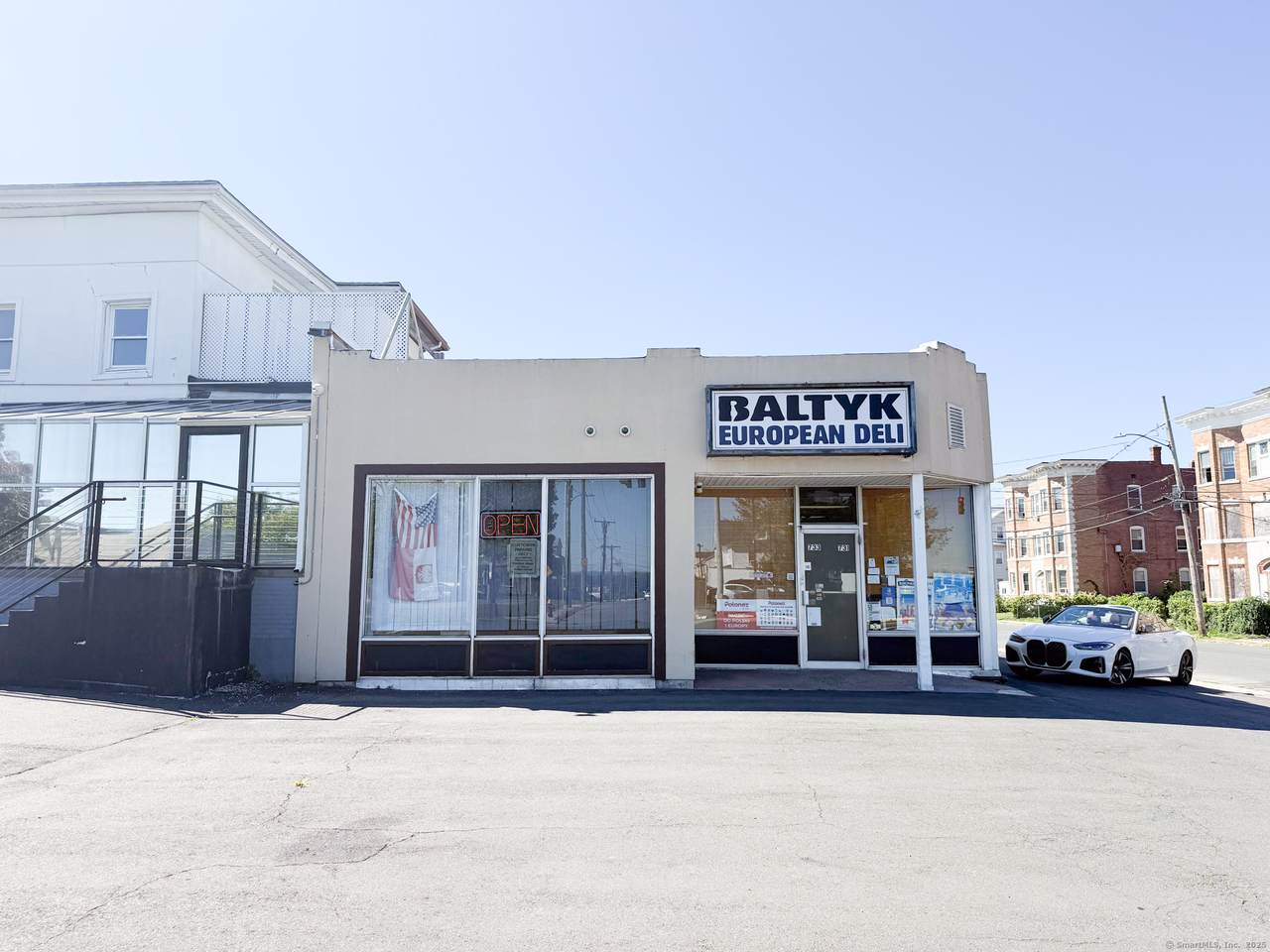 731 Wethersfield Avenue - Photo 1