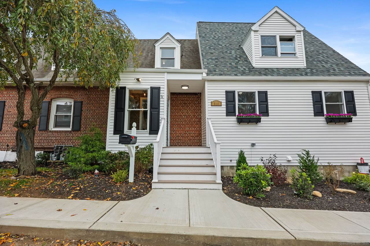 516 Valley Road - Photo 1