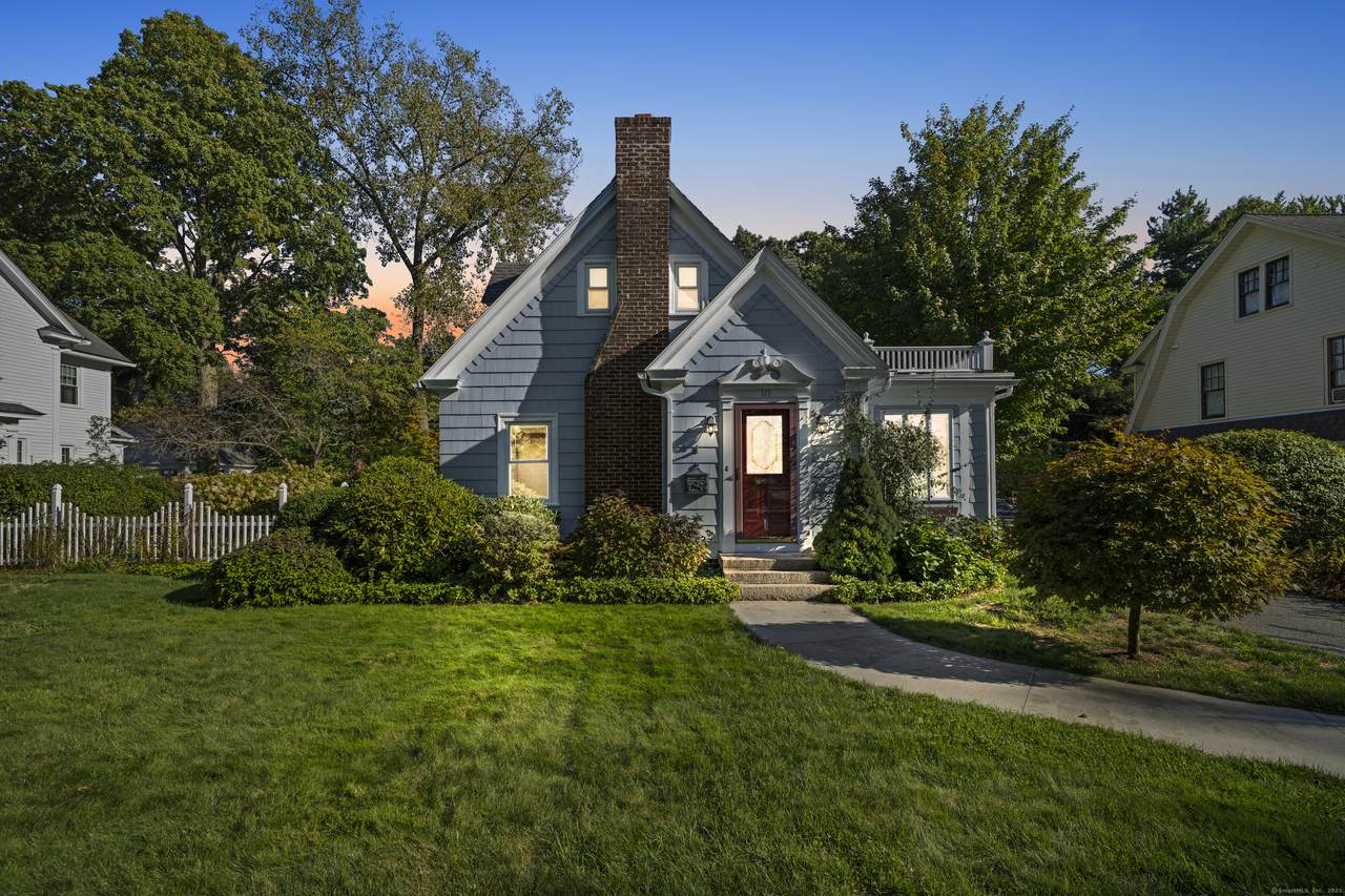 115 Caseland Street - Photo 1