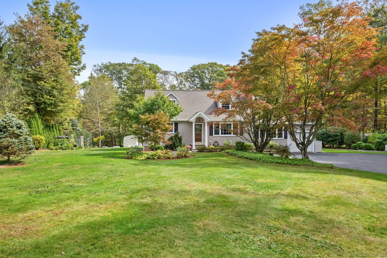 8 Karen Drive - Photo 1