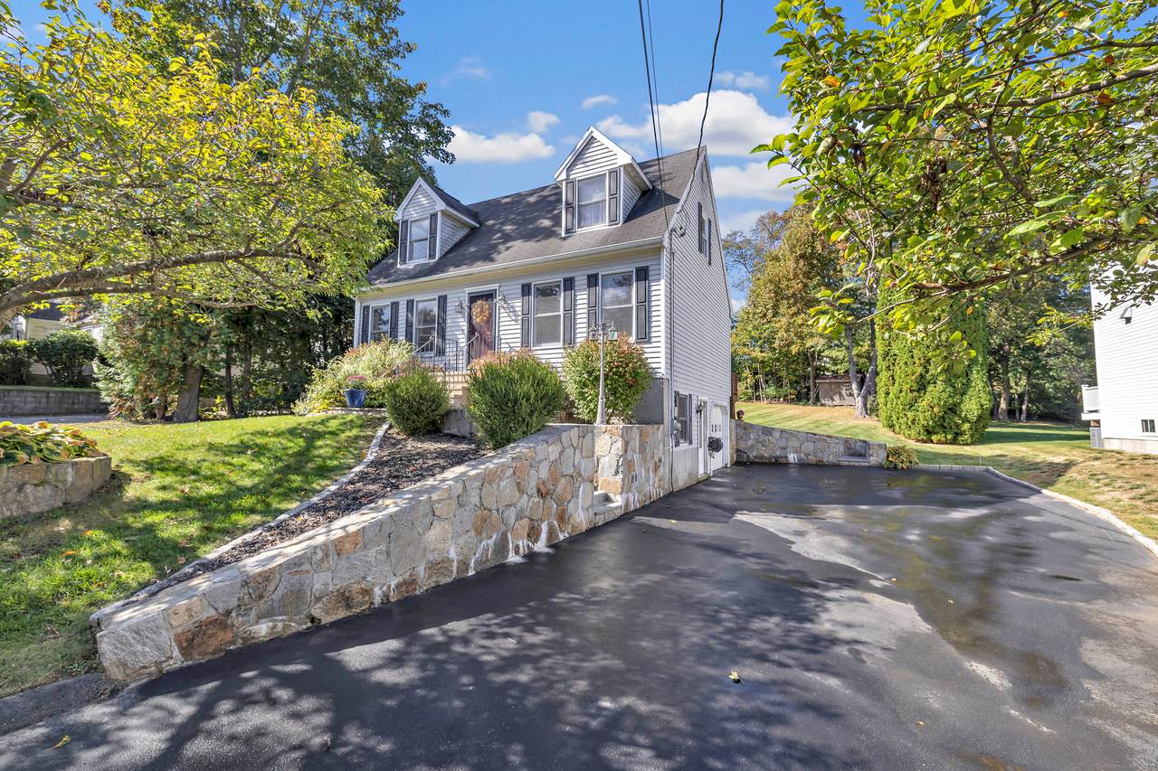 10 Beardsley Street - Photo 1