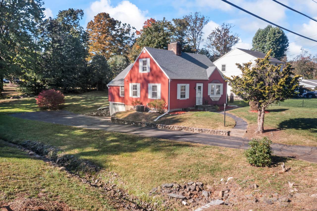 13 Sunset Road - Photo 1