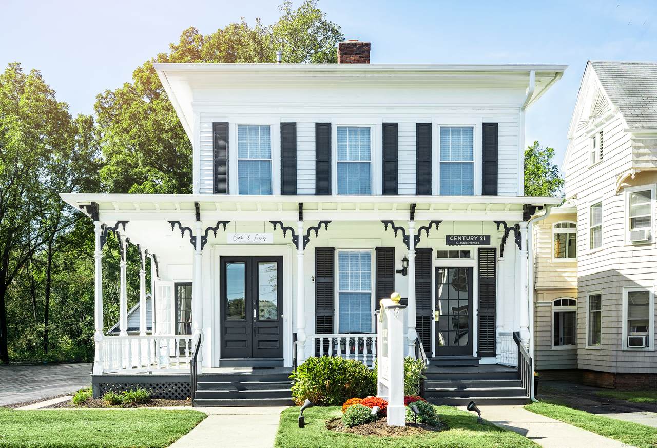 2239 Main Street - Photo 1