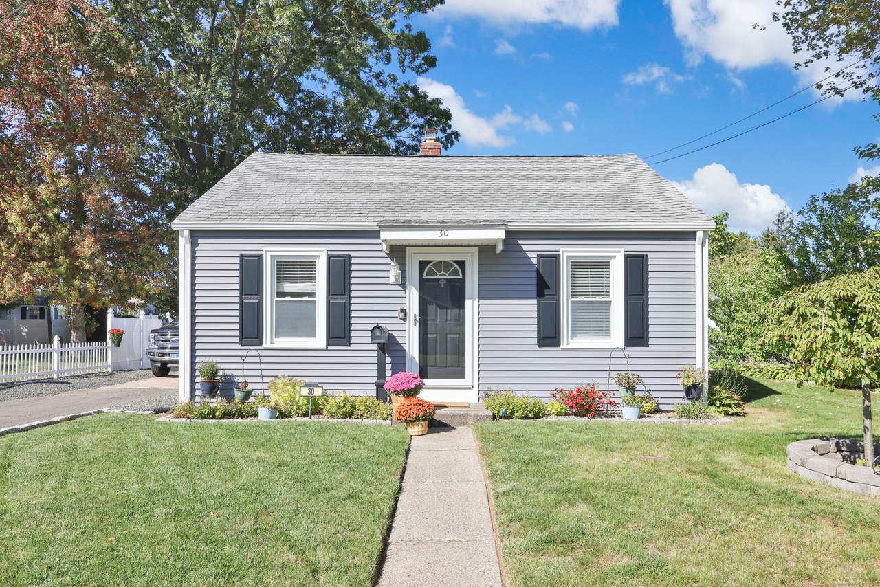 30 Spaulding Circle - Photo 1