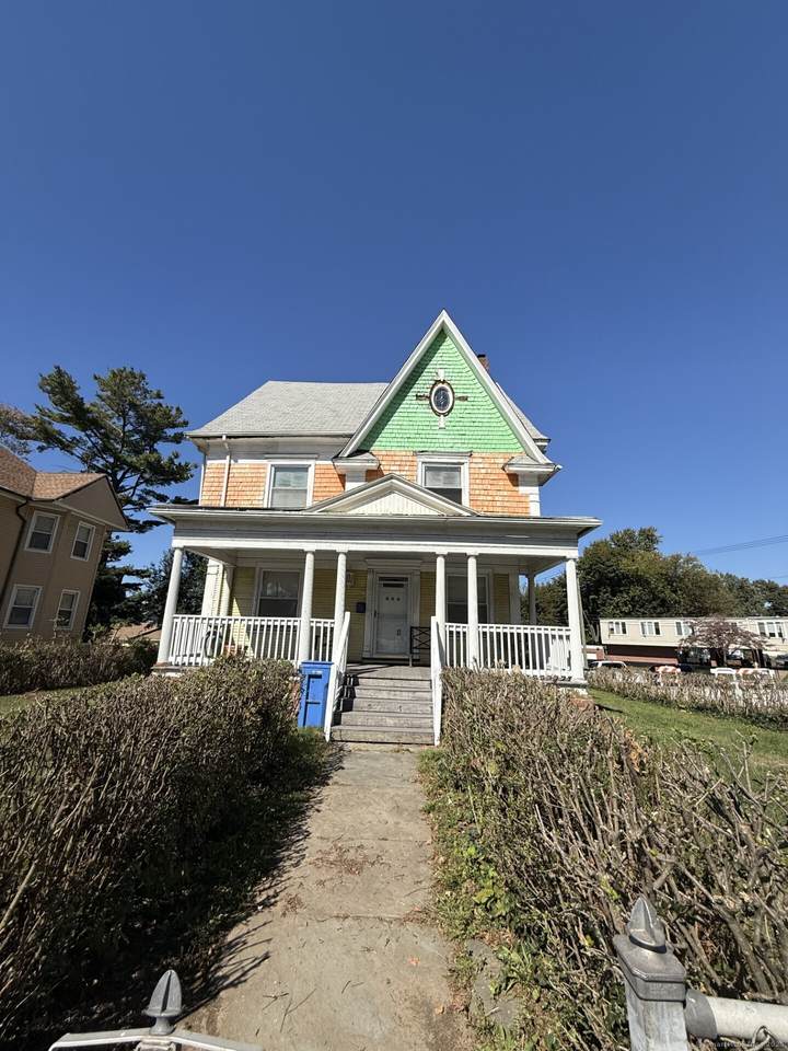 634 New Britain Avenue - Photo 1