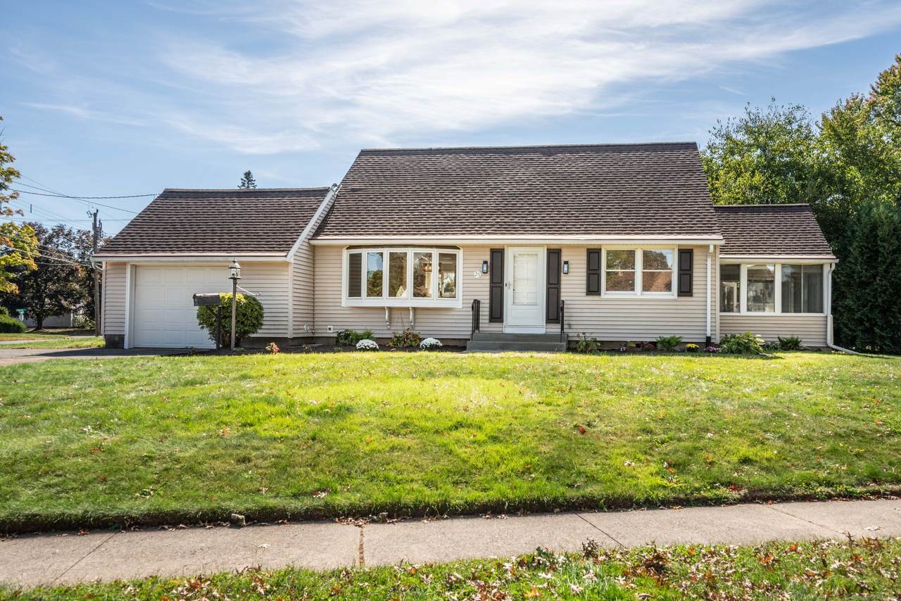 25 Fowler Drive - Photo 1